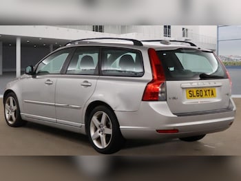 Used Volvo V50 2010 for sale - 76043055: Photo