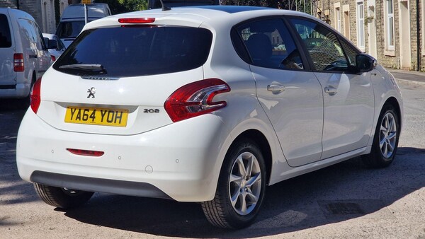 Used Peugeot 208 2015 for sale - 75494161: Photo 3