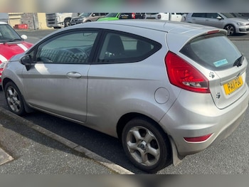 Used Ford Fiesta 2011 for sale - 78204587: Photo