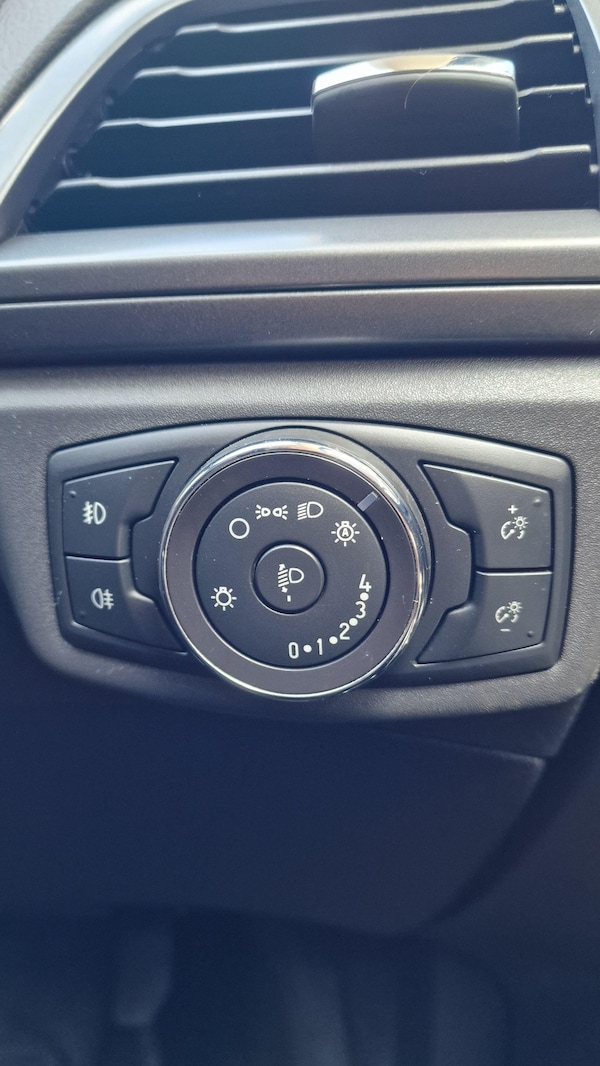 Used Ford Mondeo 2015 for sale - 75031315: Photo 14