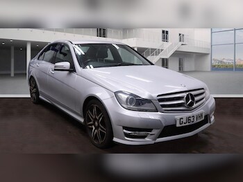 (63) - 2.1 C220 CDI AMG Sport Plus G-Tronic+ Euro 5 (s/s) 4dr