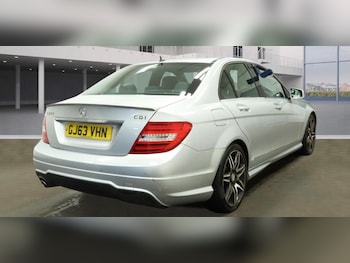 Used Mercedes-Benz C Class 2013 for sale - 77387456: Photo