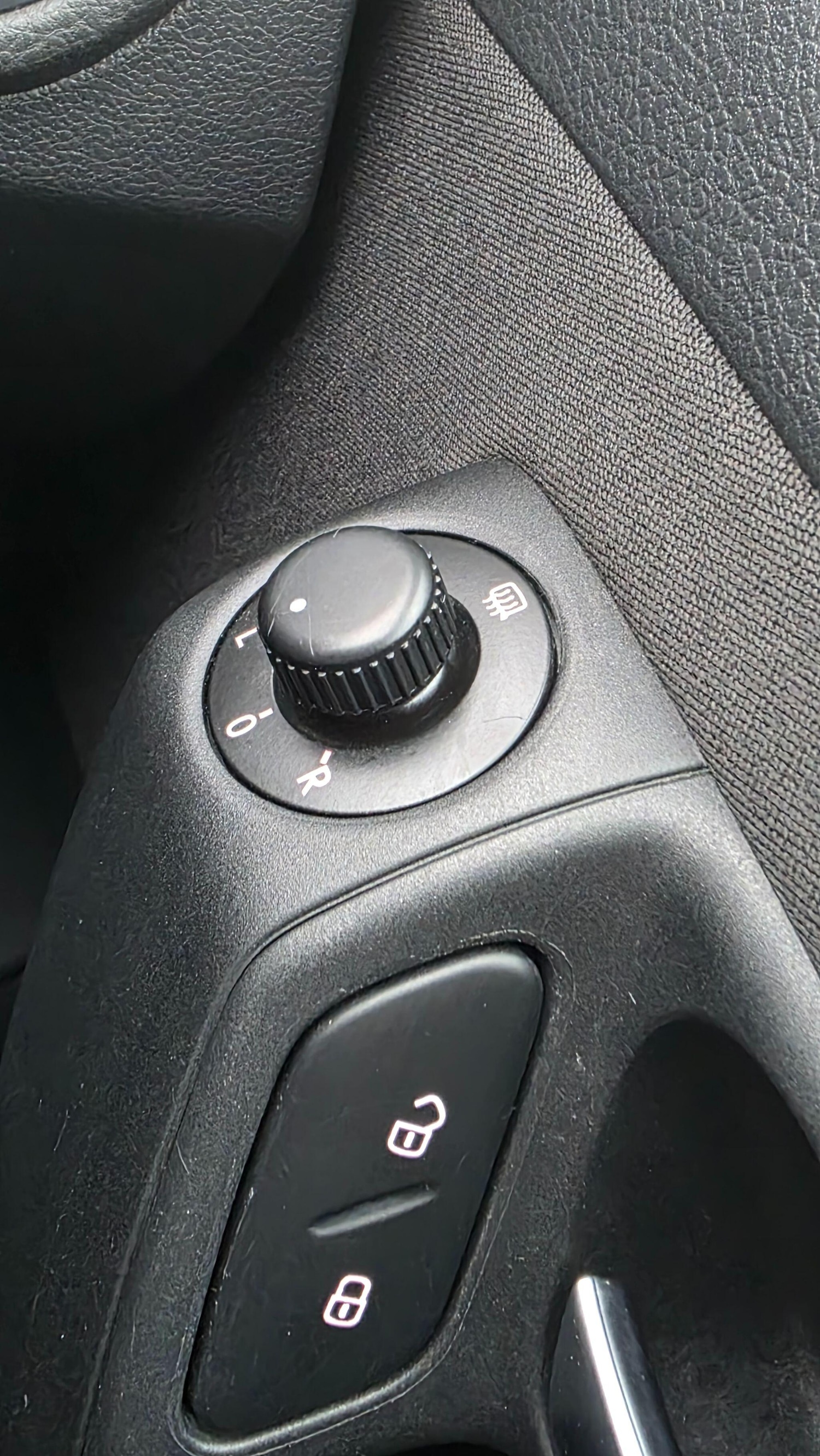 Used Volkswagen Polo 2013 for sale - 77440049: Photo 17