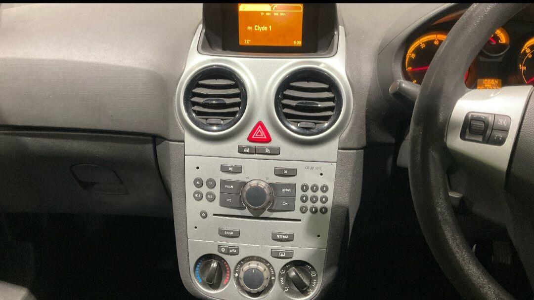 Used Vauxhall Corsa 2011 for sale - 77074310: Photo 7