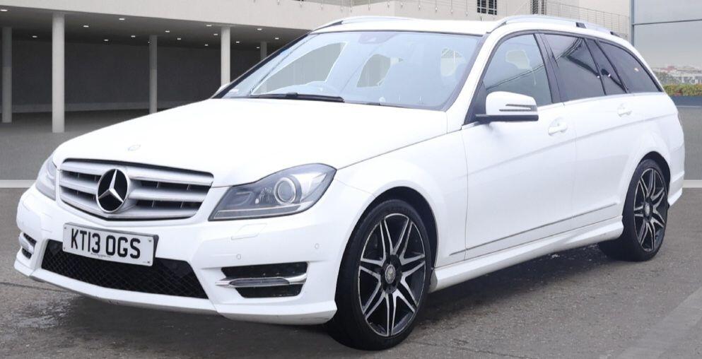 Used Mercedes-Benz C Class 2013 for sale - 76398096: Photo 2