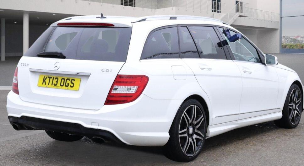 Used Mercedes-Benz C Class 2013 for sale - 76398096: Photo 6