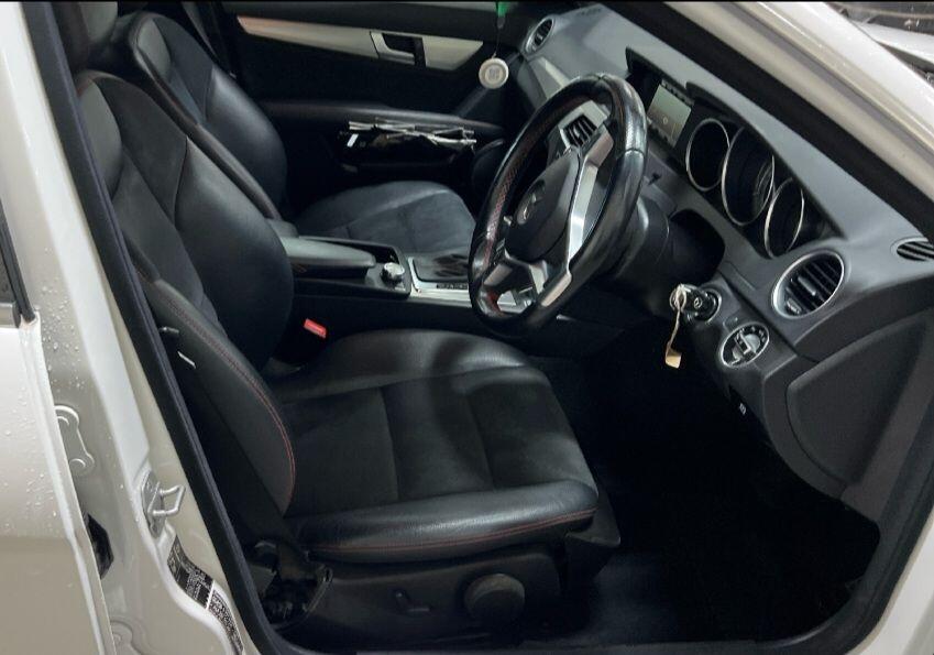 Used Mercedes-Benz C Class 2013 for sale - 76398096: Photo 8