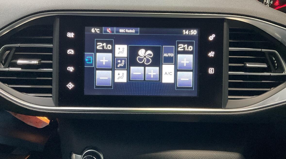 Used Peugeot 308 2015 for sale - 76700759: Photo 10