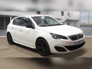 Used Peugeot 308 2015 for sale - 76700759: Photo