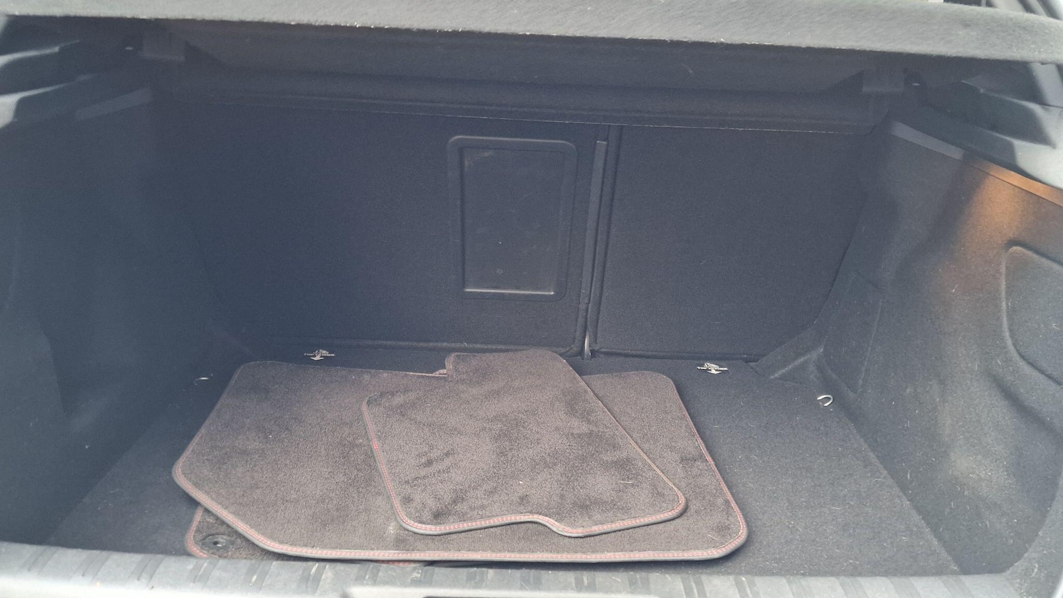 Used Peugeot 308 2015 for sale - 76700759: Photo 25