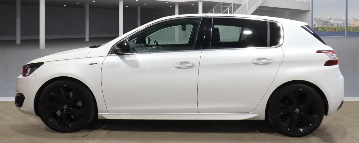 Used Peugeot 308 2015 for sale - 76700759: Photo 5