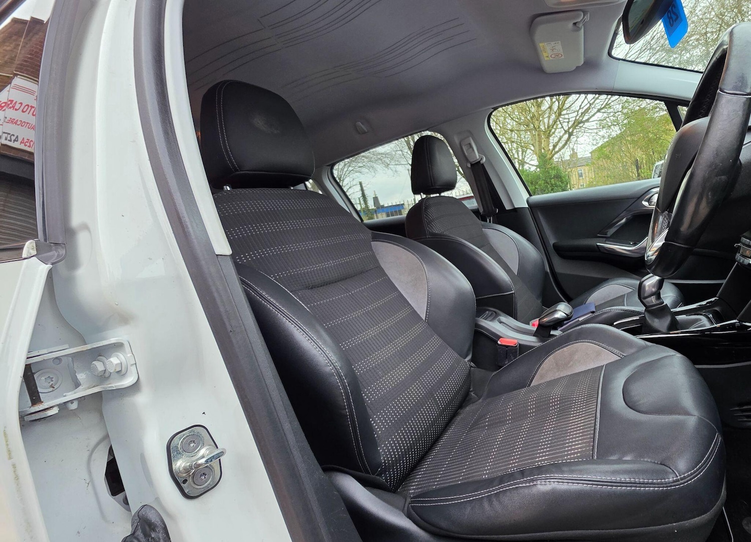 Used Peugeot 2008 2016 for sale - 77496230: Photo 9