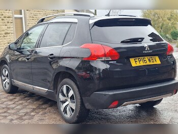 Used Peugeot 2008 2016 for sale - 76499017: Photo