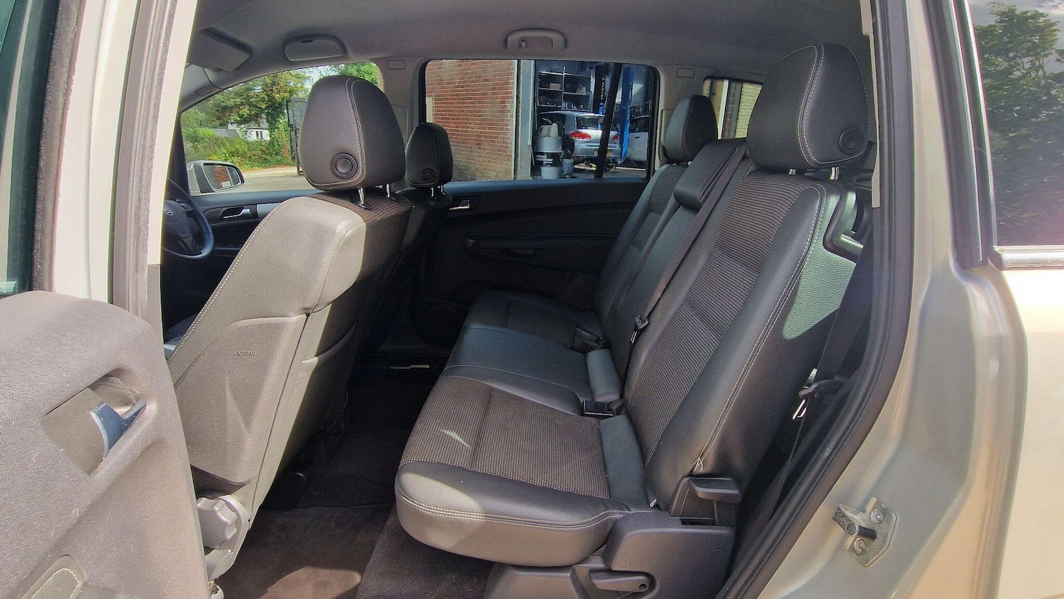 Used Vauxhall Zafira 2009 for sale - 76645013: Photo 14