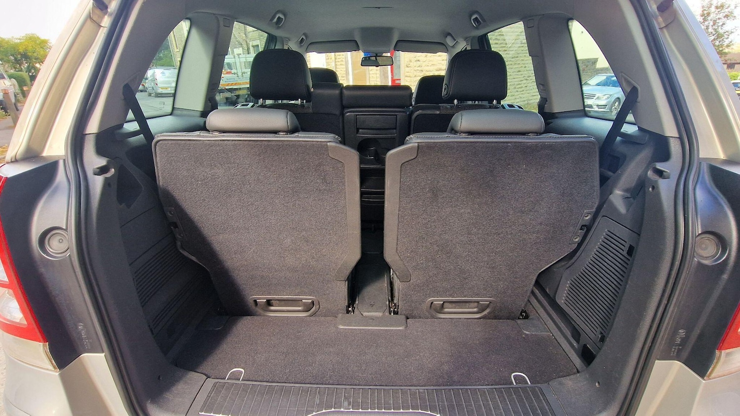 Used Vauxhall Zafira 2009 for sale - 76645013: Photo 21