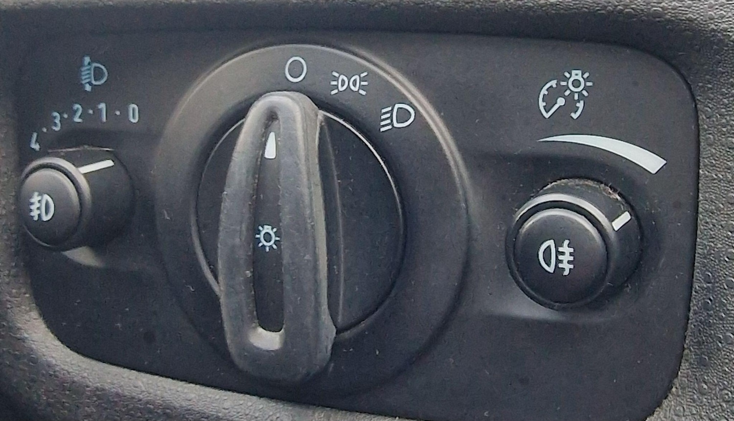 Used Ford Fiesta 2014 for sale - 76752876: Photo 14