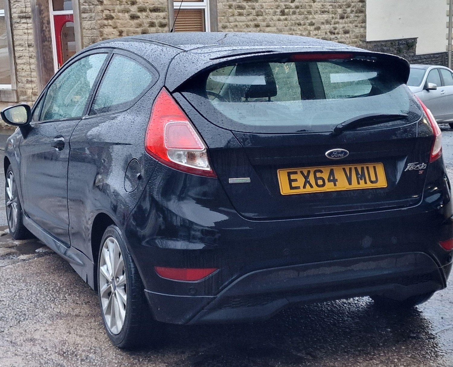 Used Ford Fiesta 2014 for sale - 76752876: Photo 3