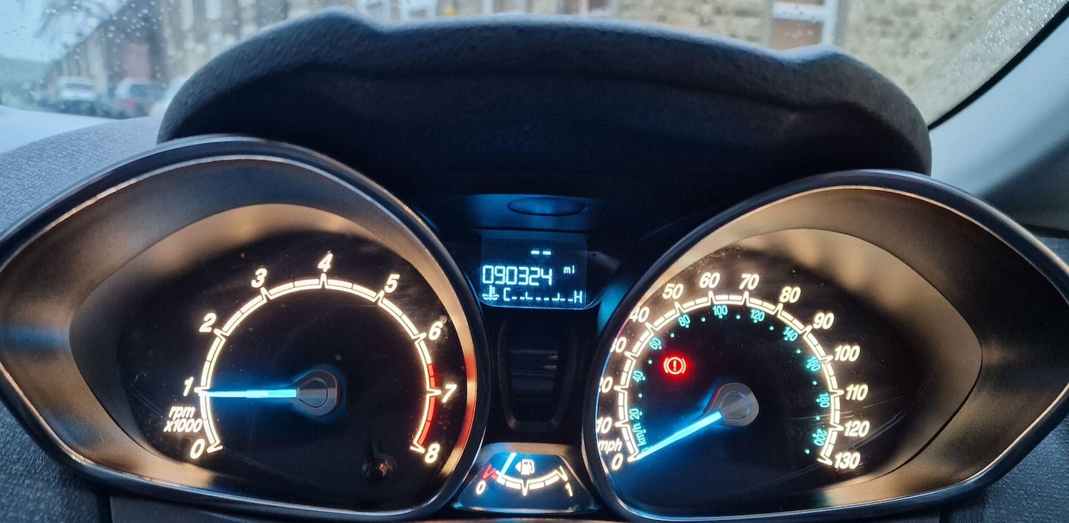 Used Ford Fiesta 2014 for sale - 76752876: Photo 7