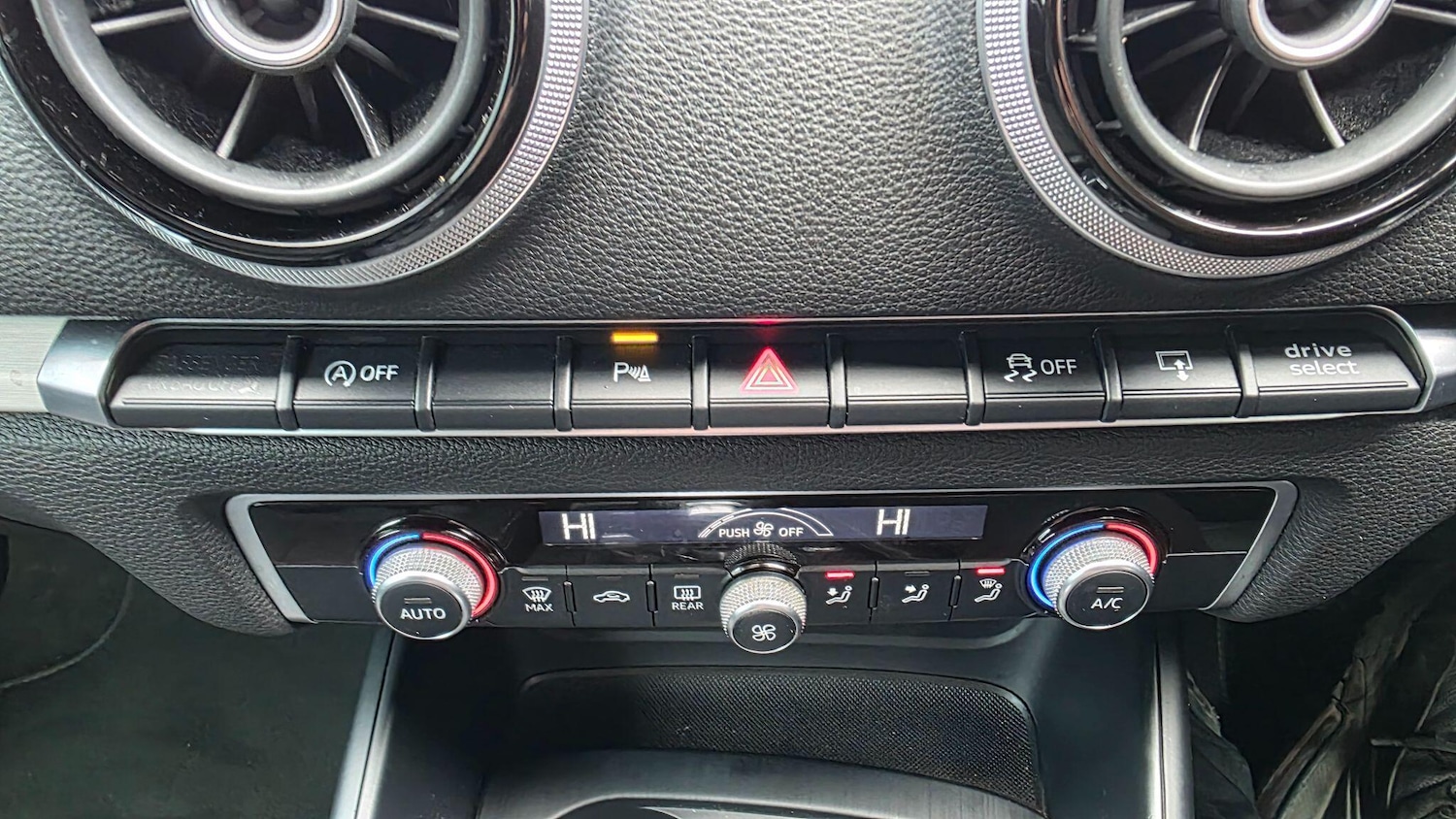 Used Audi A3 2015 for sale - 77292069: Photo 19