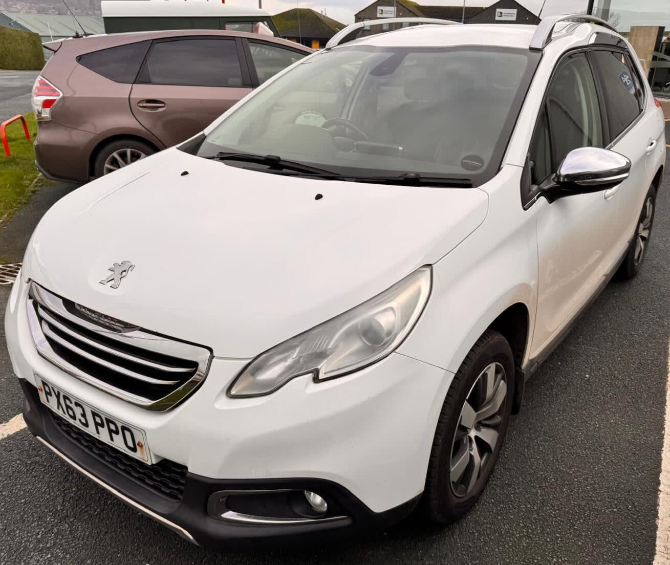 Used Peugeot 2008 2013 for sale - 77040692: Photo 2