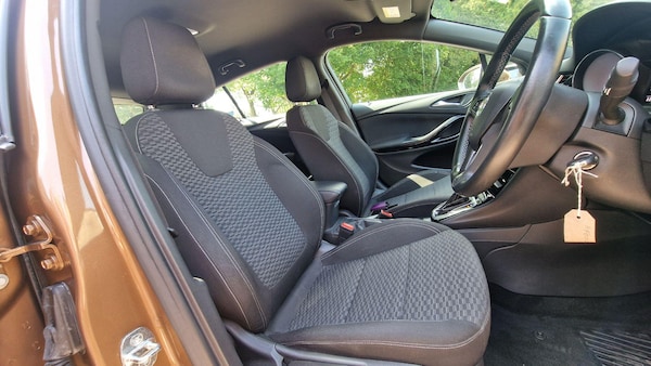Used Vauxhall Astra 2017 for sale - 75520040: Photo 12