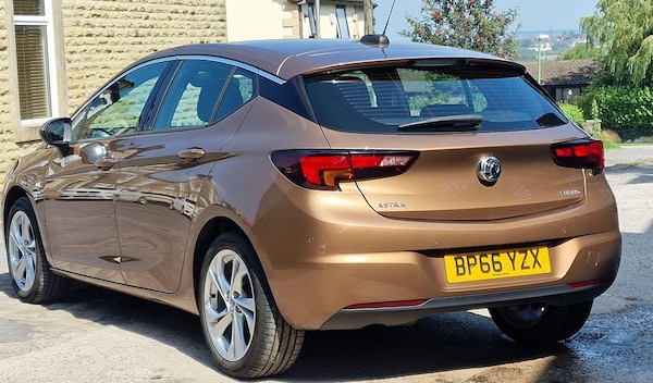Used Vauxhall Astra 2017 for sale - 75520040: Photo 4
