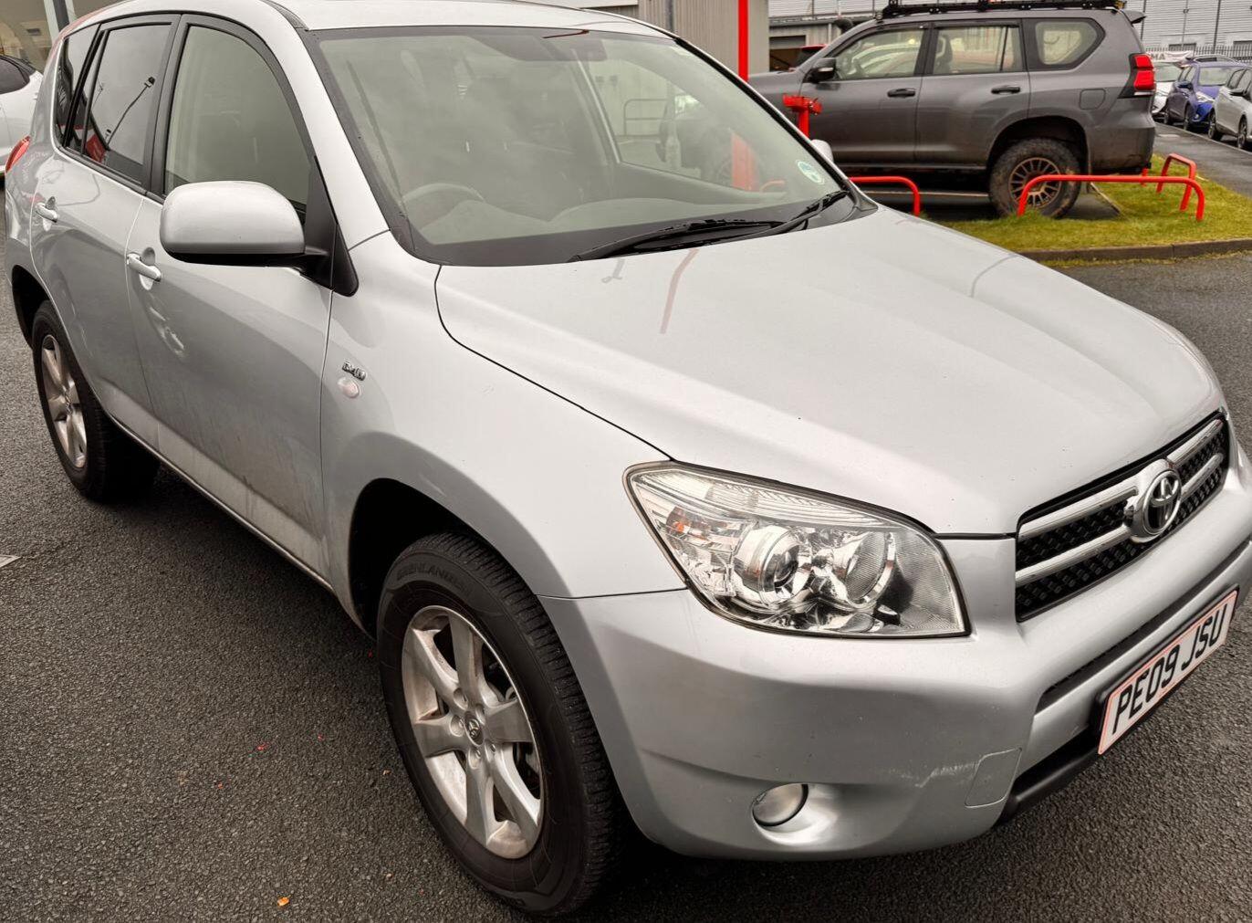 Used Toyota RAV4 2009 for sale - 77412000: Photo 1