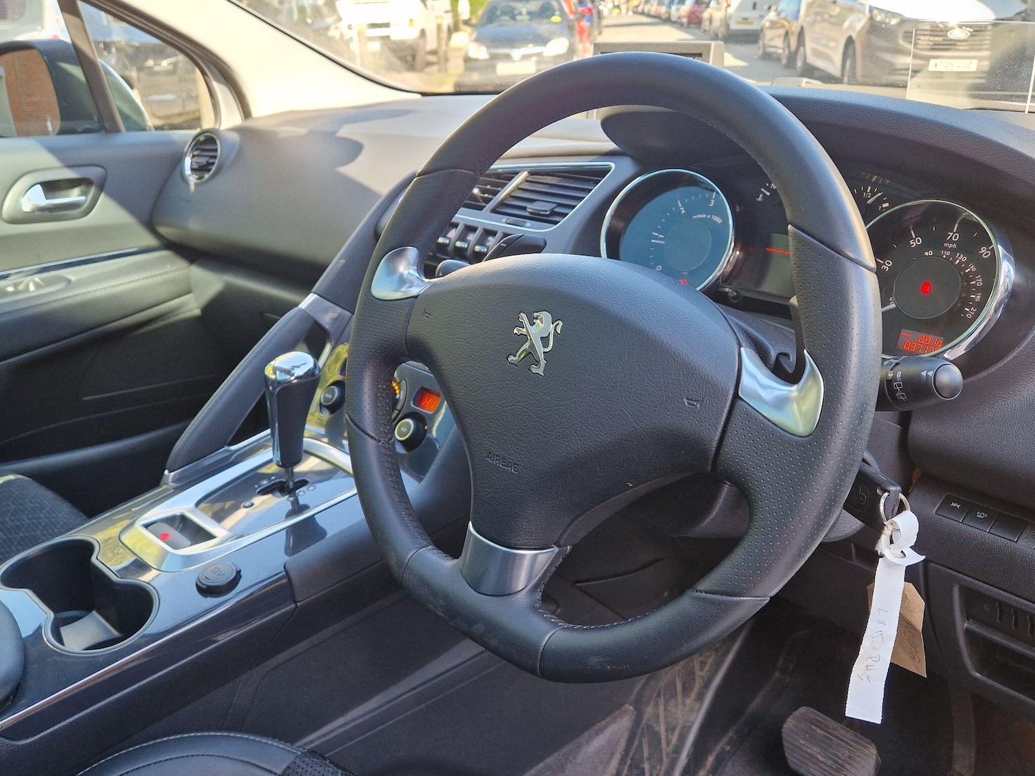 Used Peugeot 3008 2015 for sale - 75808857: Photo 23