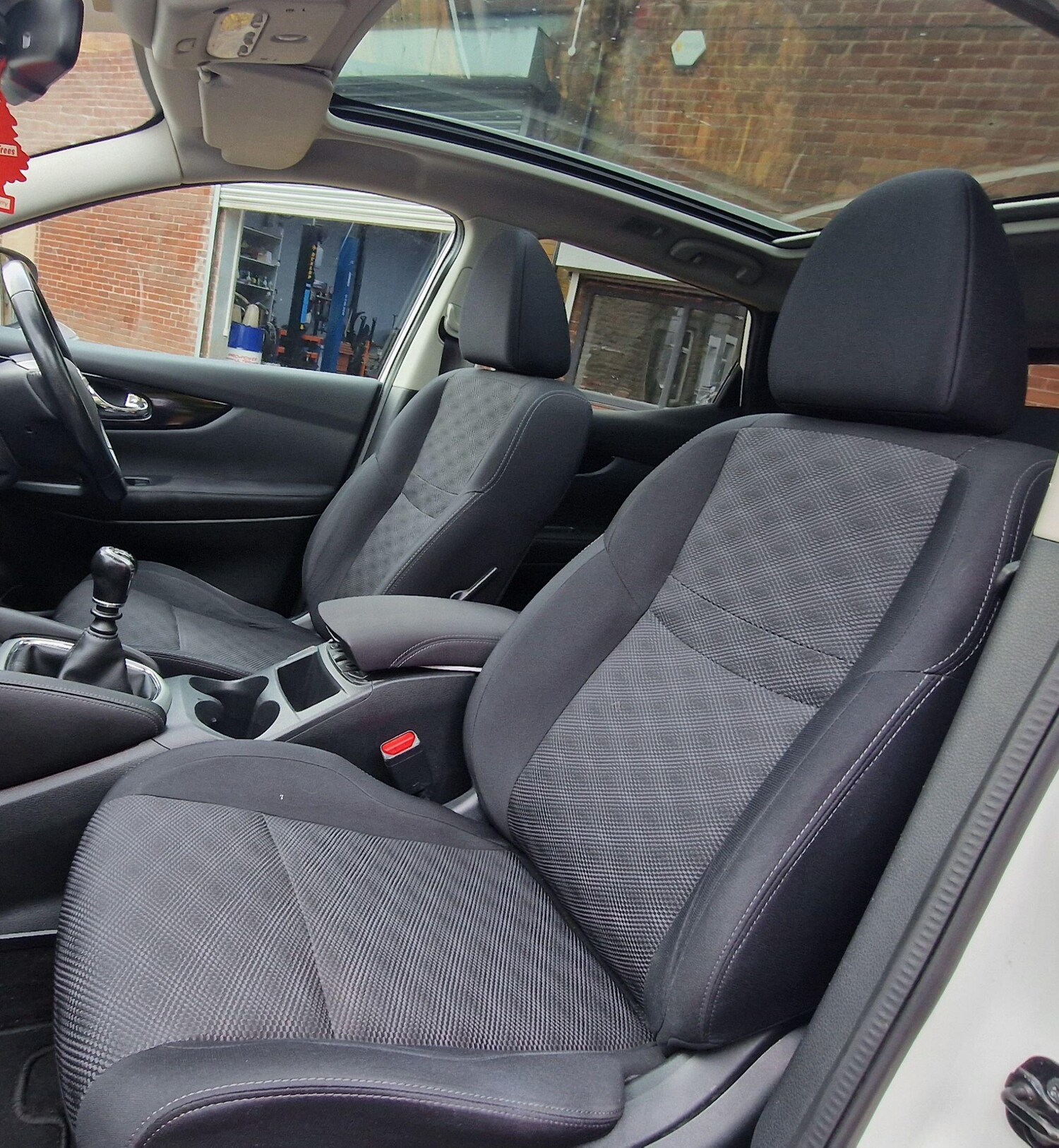 Used Nissan Qashqai 2016 for sale - 76122623: Photo 18