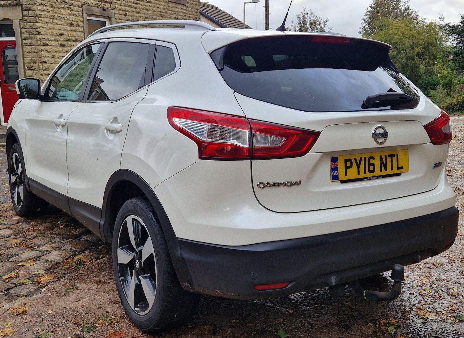 Used Nissan Qashqai 2016 for sale - 76122623: Photo 3