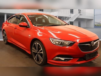 Used Vauxhall Insignia 2017 for sale - 76432608: Photo