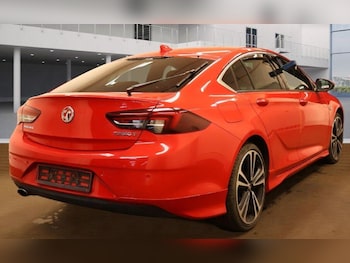 Used Vauxhall Insignia 2017 for sale - 76432608: Photo