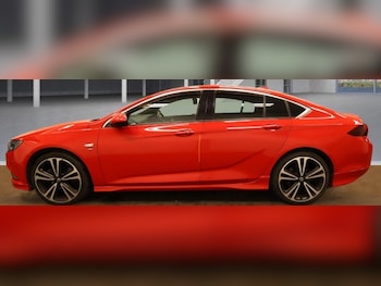 Used Vauxhall Insignia 2017 for sale - 76432608: Photo