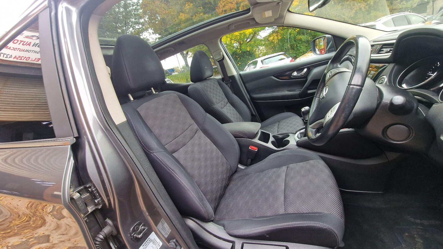 Used Nissan Qashqai 2015 for sale - 76153183: Photo 25