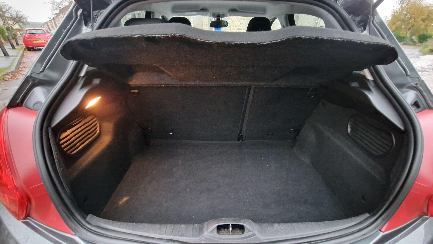 Used Peugeot 208 2015 for sale - 77074645: Photo 16