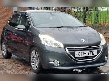 Used Peugeot 208 2015 for sale - 77074645: Photo