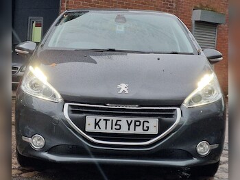 Used Peugeot 208 2015 for sale - 77074645: Photo
