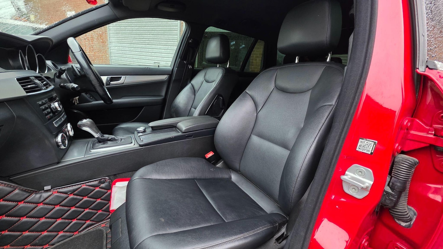 Used Mercedes-Benz C Class 2011 for sale - 77537880: Photo 18