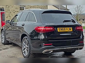 Used Mercedes-Benz GLC 2019 for sale - 78135986: Photo