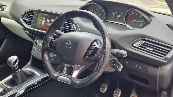 Used Peugeot 308 SW 2016 for sale - 75809957: Photo 9