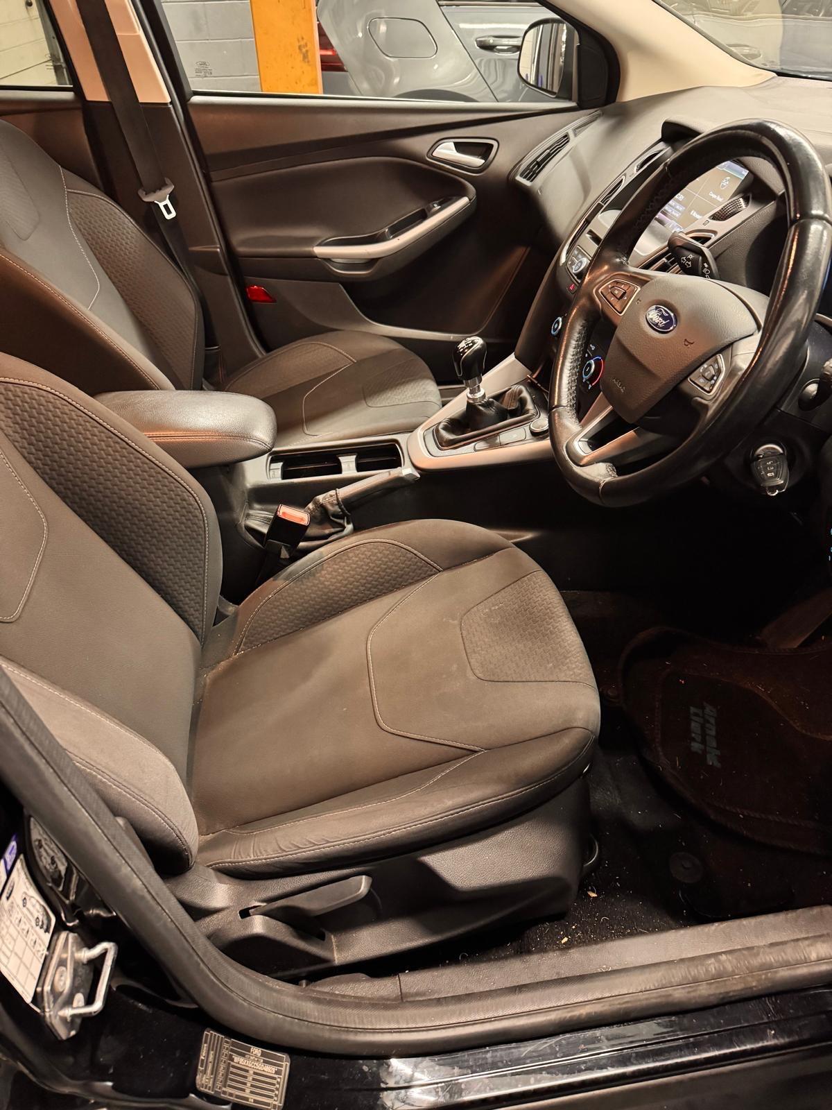 Used Ford Focus 2016 for sale - 76619628: Photo 7