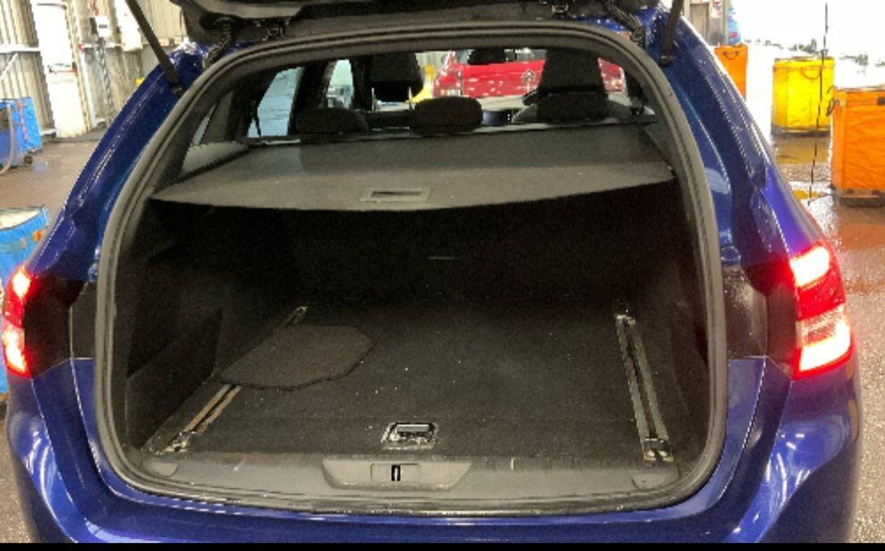 Used Peugeot 308 2019 for sale - 77330859: Photo 6