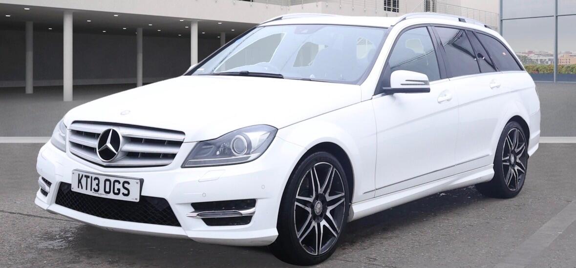 Used Mercedes-Benz C Class 2013 for sale - 77550416: Photo 4