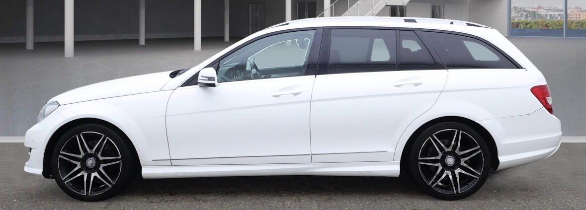 Used Mercedes-Benz C Class 2013 for sale - 77550416: Photo 5