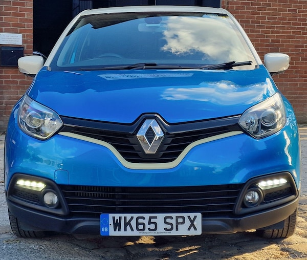 Used Renault Captur 2015 for sale - 76031343: Photo 2