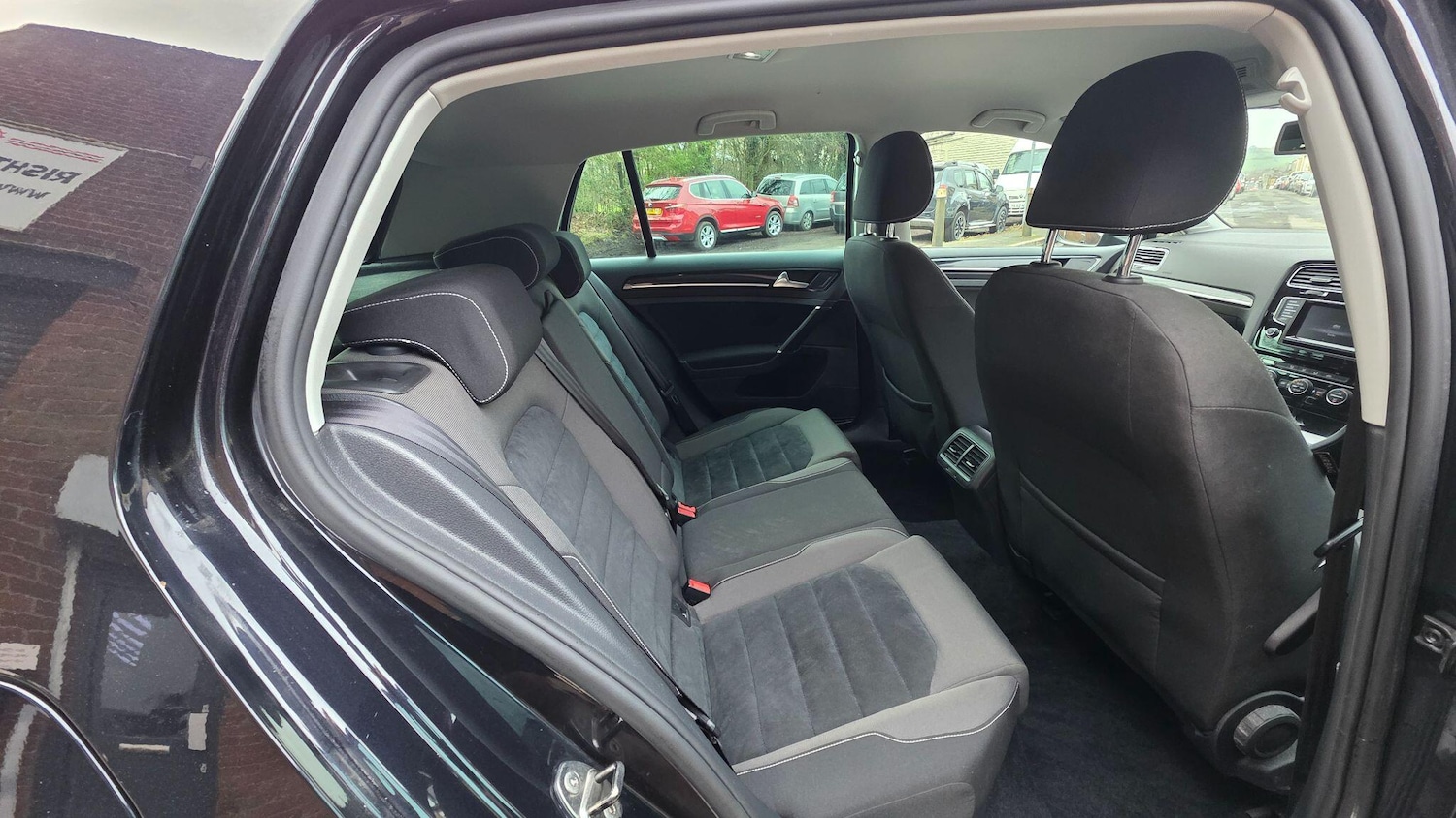 Used Volkswagen Golf 2013 for sale - 77305394: Photo 11