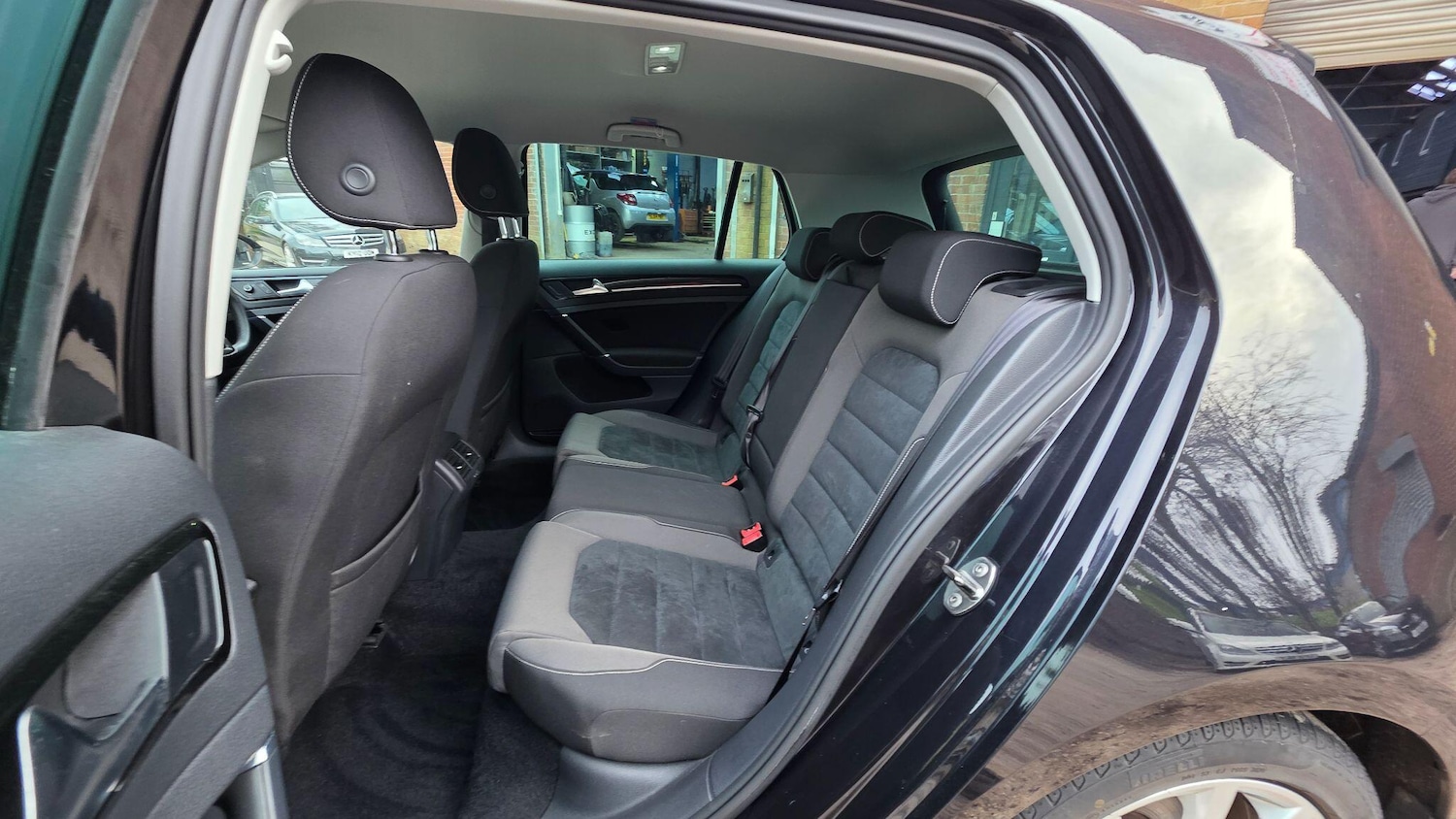 Used Volkswagen Golf 2013 for sale - 77305394: Photo 12