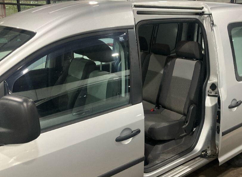 Used Volkswagen Caddy Maxi 2012 for sale - 76446473: Photo 11