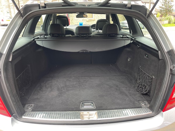Used Mercedes-Benz C-Class 2014 for sale - 75310709: Photo 8