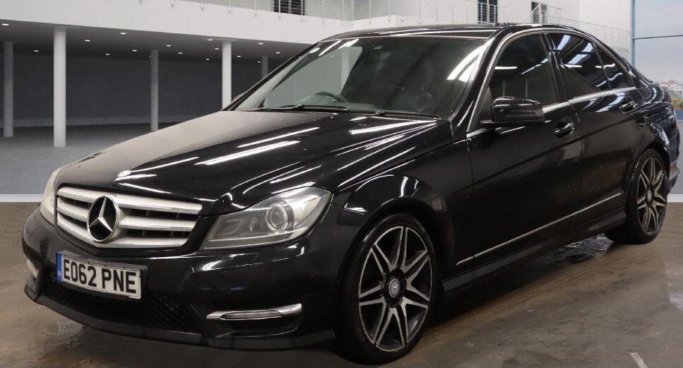Used Mercedes-Benz C Class 2012 for sale - 76926558: Photo 3